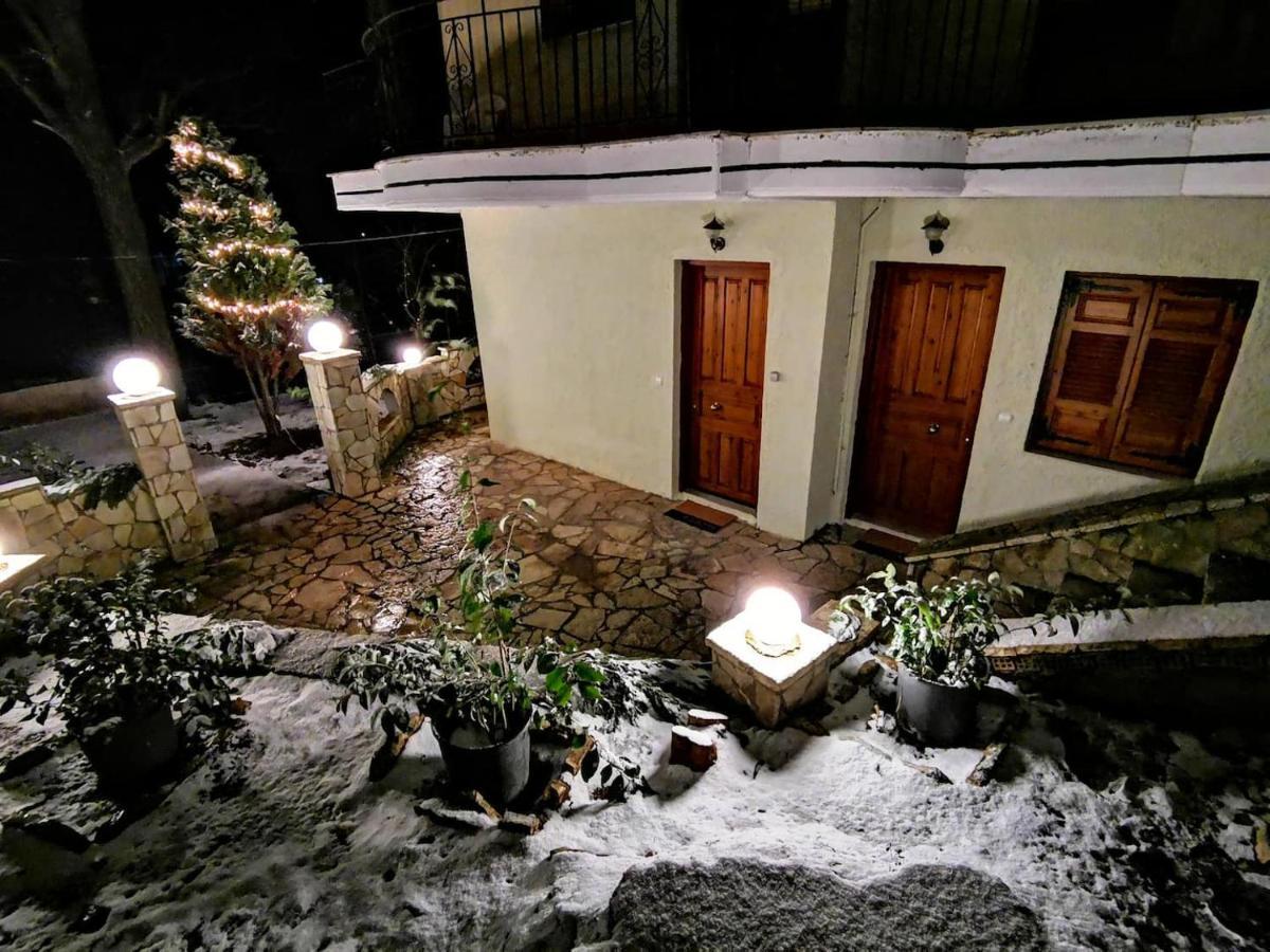 Keramidaki Mini Suites 4 Kalavryta Extérieur photo